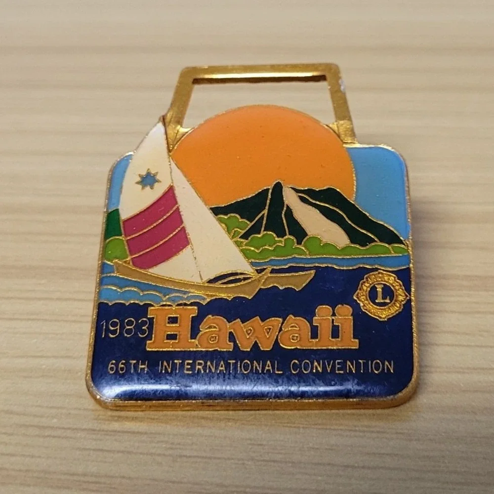Lions‎ Club 1983 Hawaii 66th International Convention Pin Lapel Ribbon Medal